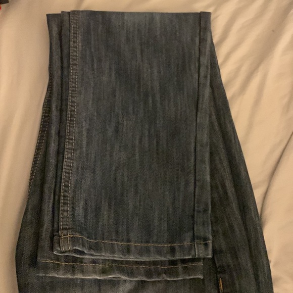 Steve’s Jeans - Picture 2 of 3